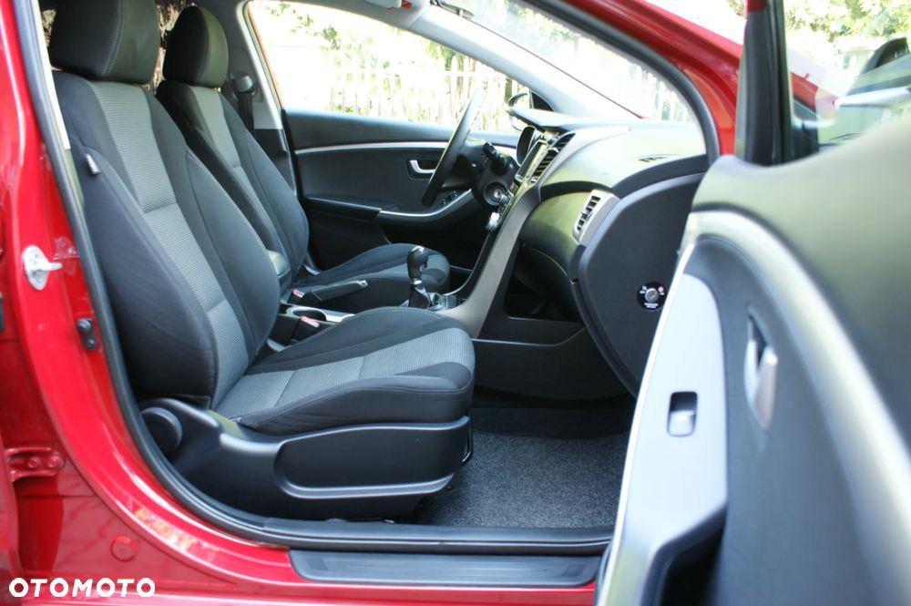 Hyundai i30 - 12