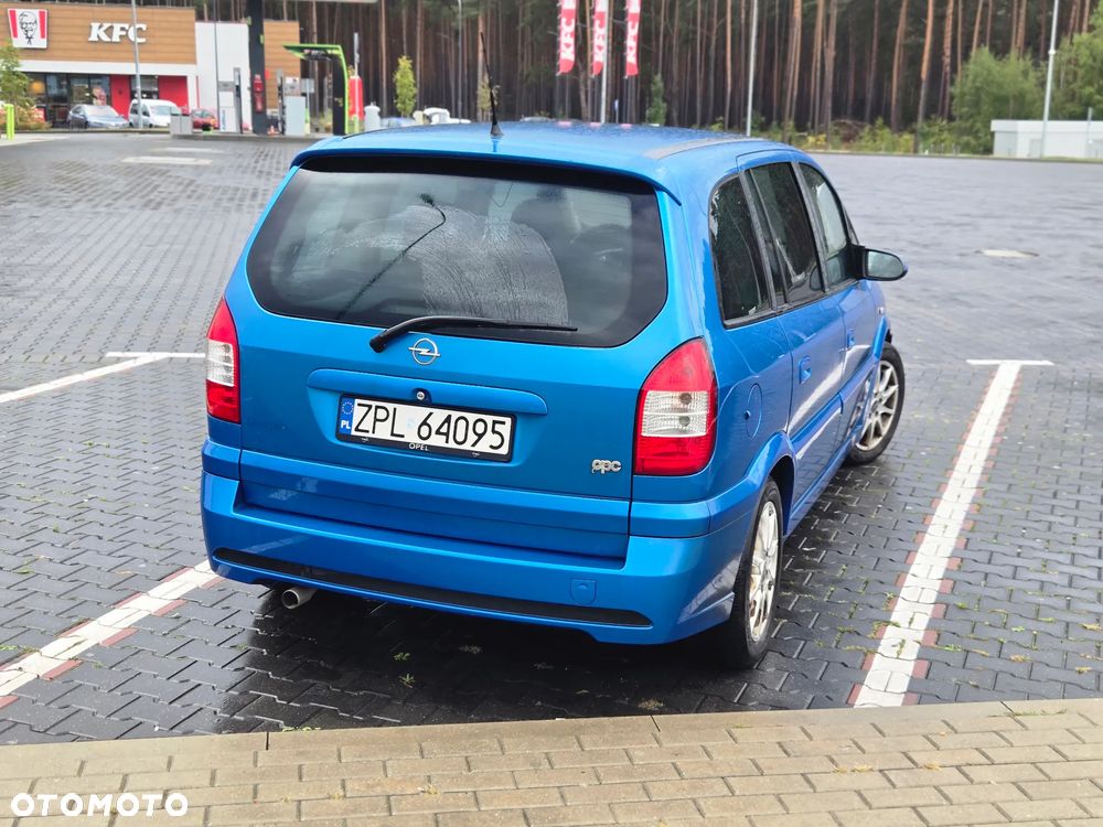 Opel Zafira 2.0 OPC - 2