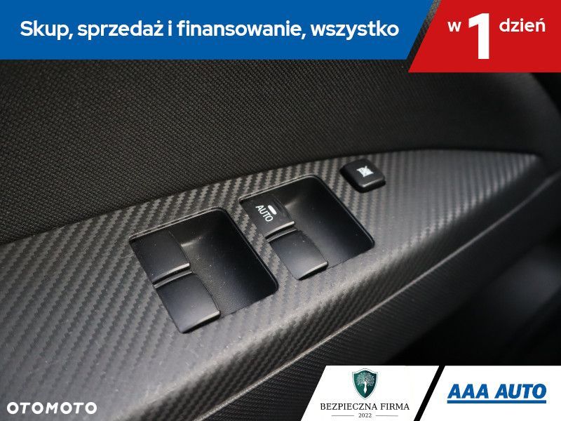 Mitsubishi Space Star - 17