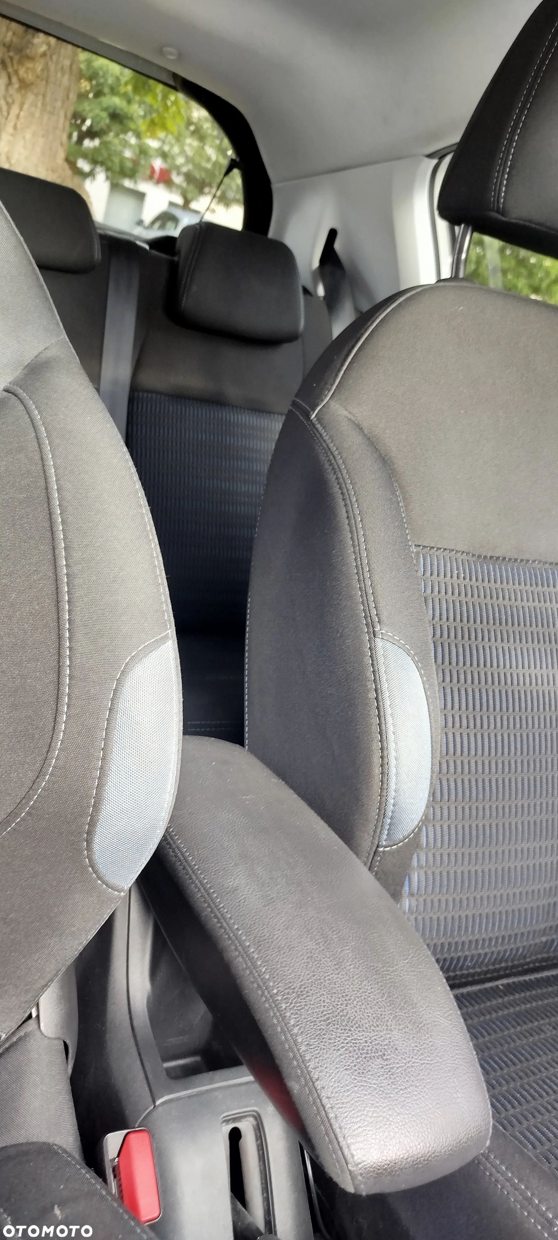 Peugeot 208 1.2 PureTech Allure - 5