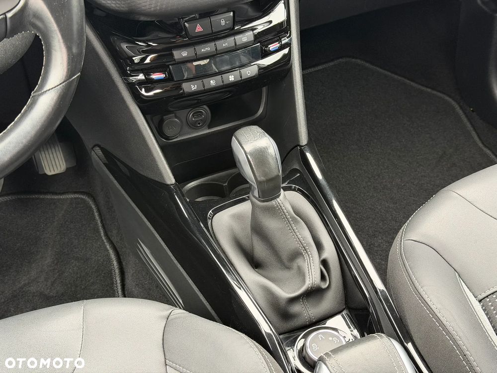 Peugeot 2008 PureTech 110 Stop&Start Allure - 17
