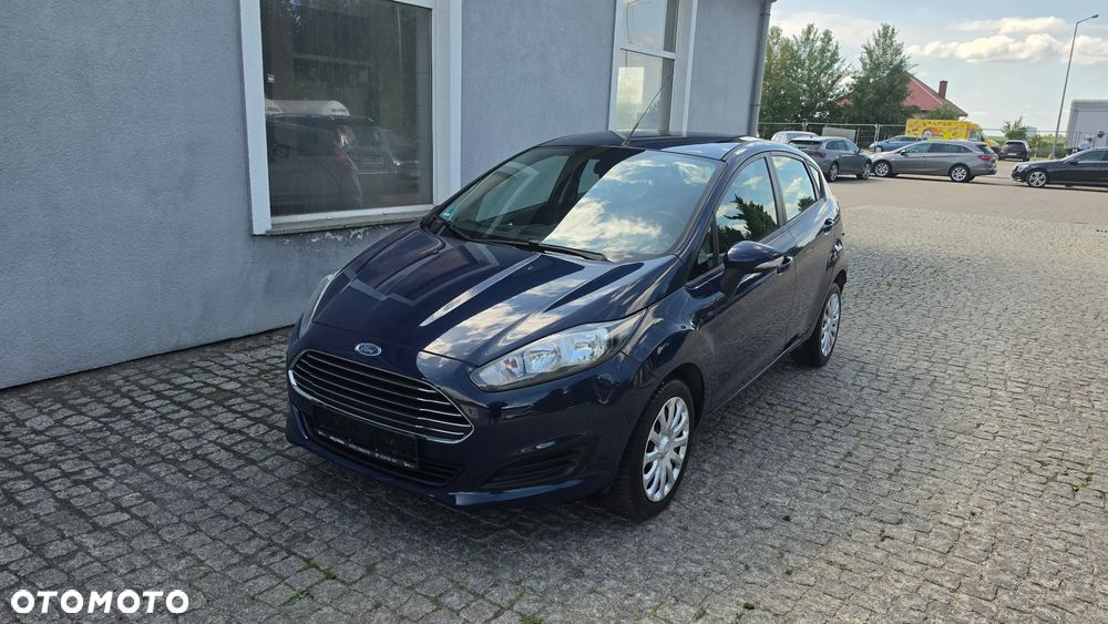 Ford Fiesta 1.25 Celebration - 19