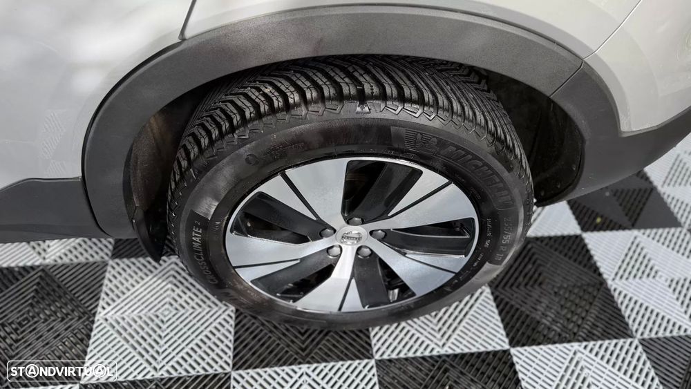 Volvo XC 40 1.5 T4 PHEV R-Design - 5