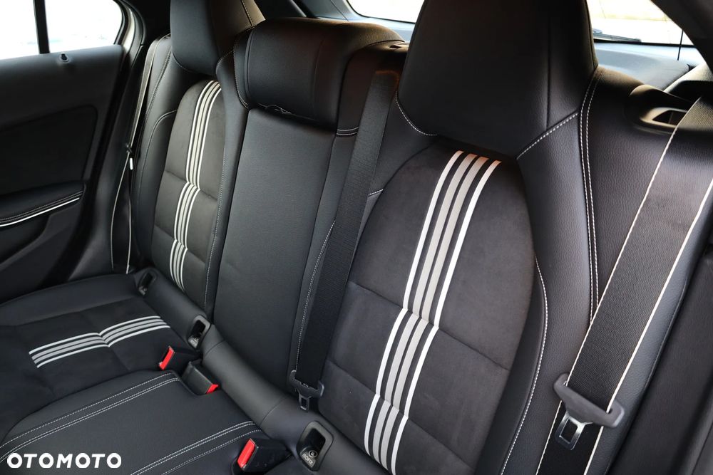 Mercedes-Benz Klasa A 180 (BlueEFFICIENCY) Style - 29