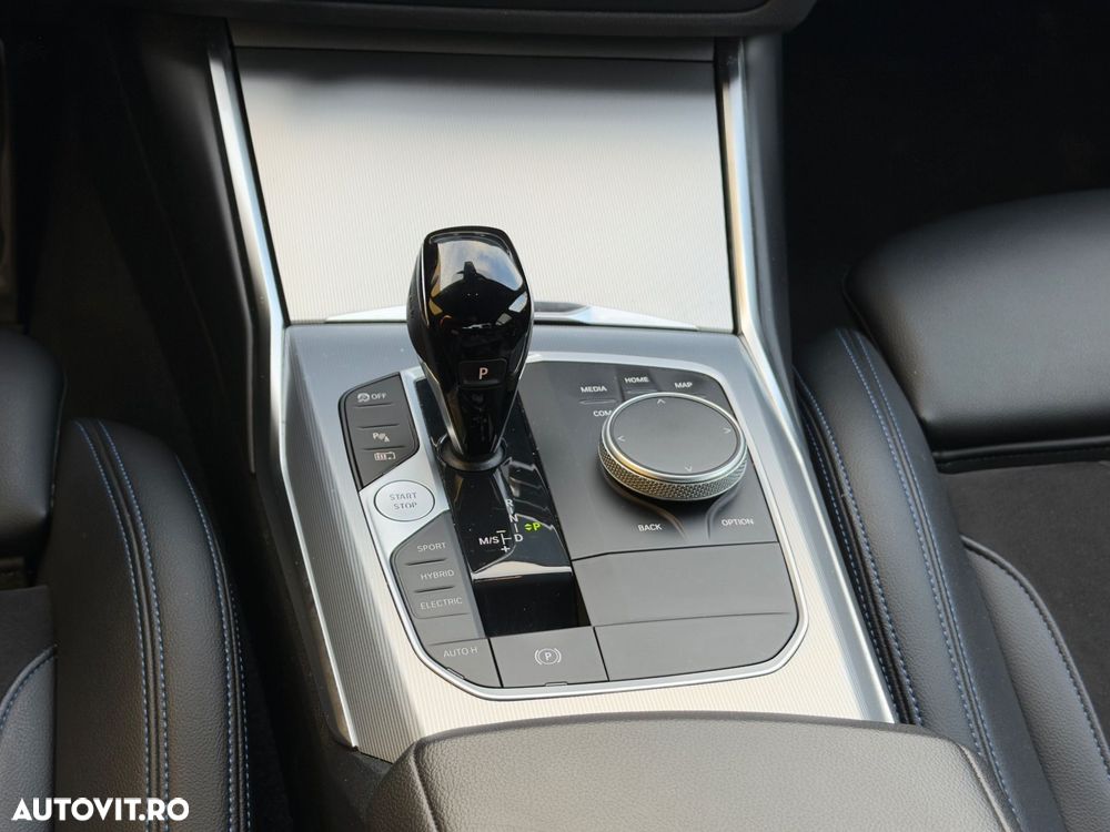BMW Seria 3 330e Aut. M Sport - 24