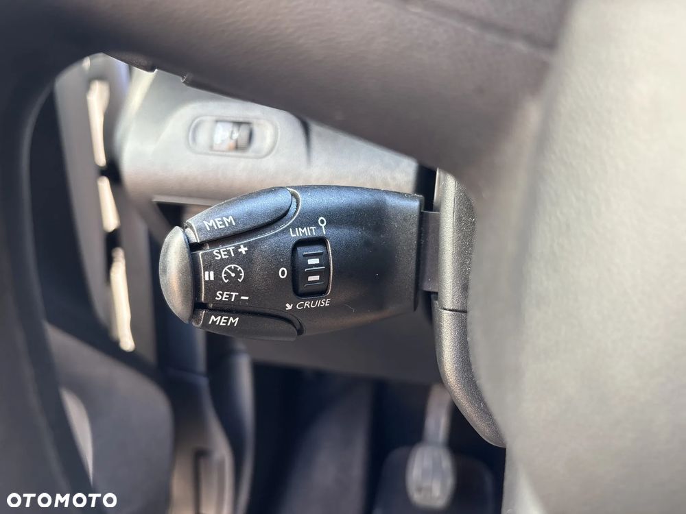 Toyota Proace City Verso 1.5 D-4D Business - 28