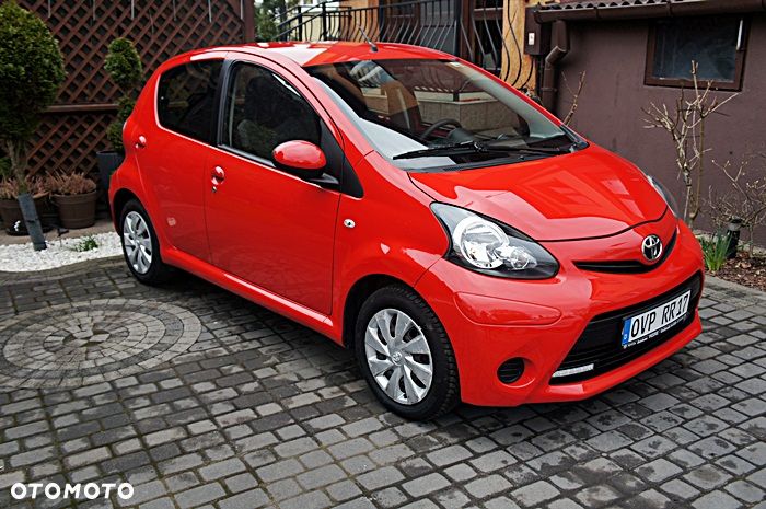 Toyota Aygo CoolRed - 13