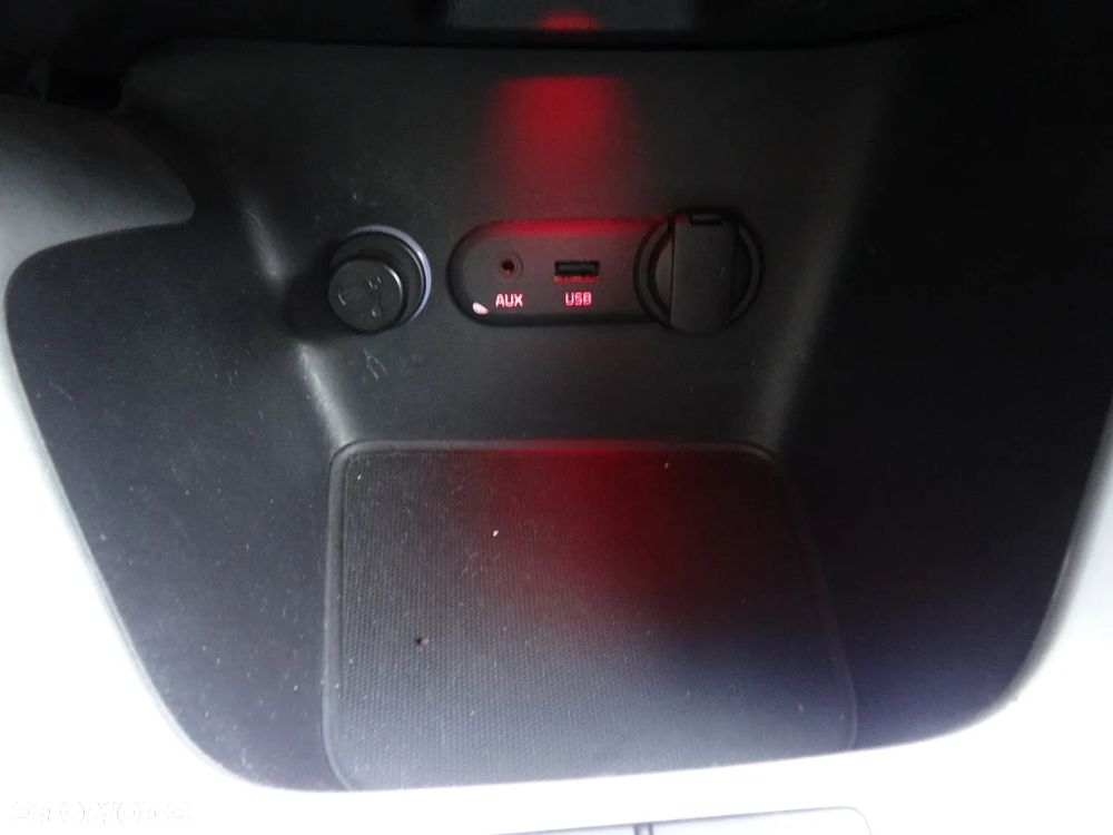 Kia Ceed 1.6 CRDi 128 Spirit - 32