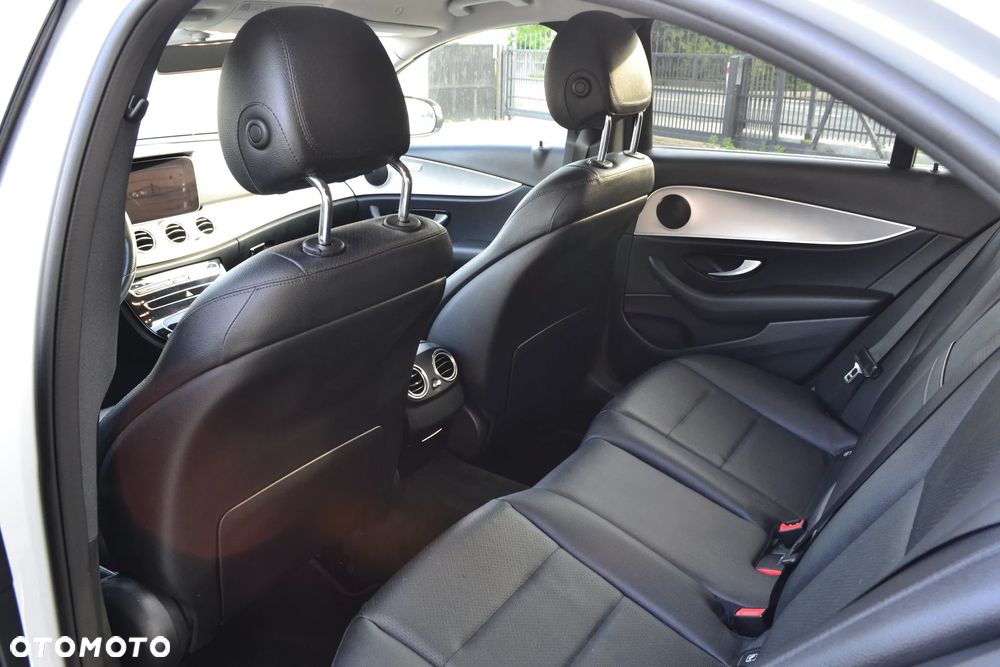 Mercedes-Benz Klasa E 200 d 9G-TRONIC Avantgarde - 10