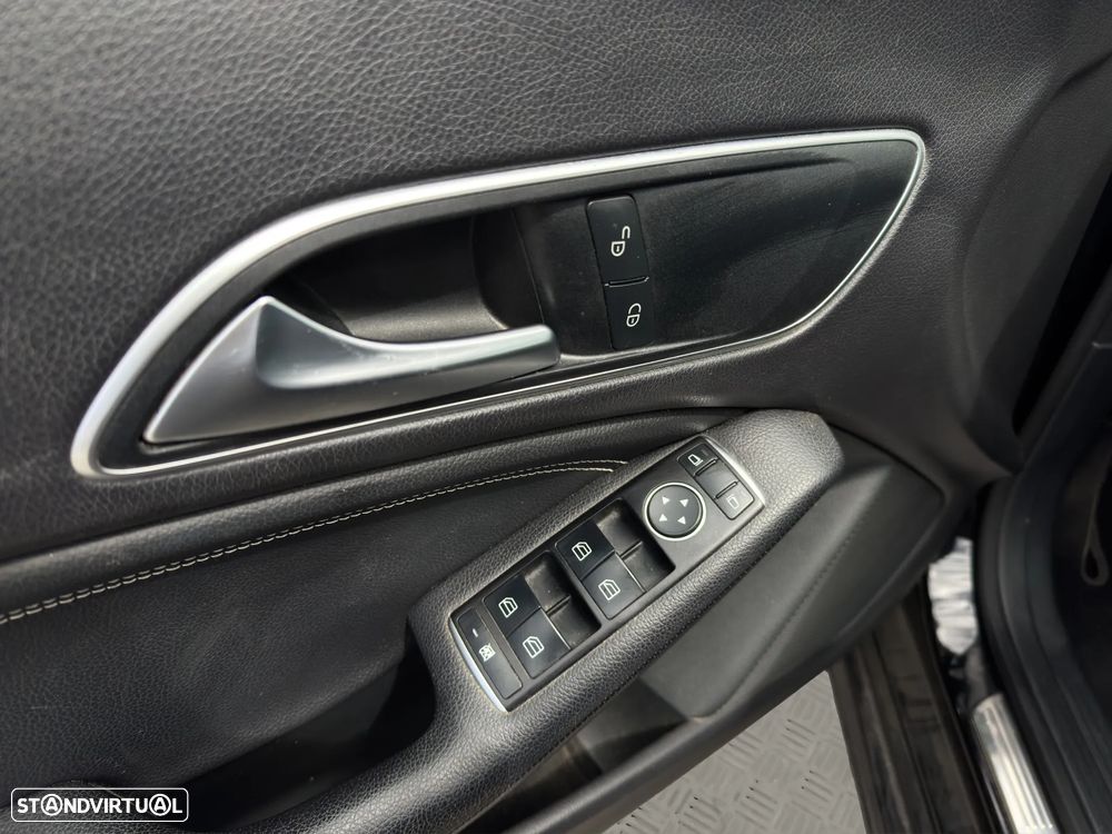 Mercedes-Benz CLA 180 d Shooting Brake Fleet Pack Plus - 12