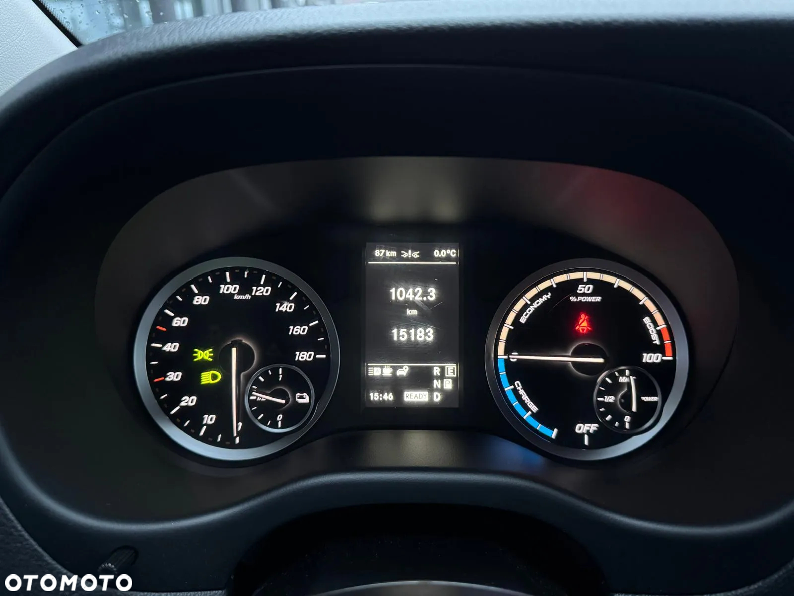 Mercedes-Benz eVito - 12