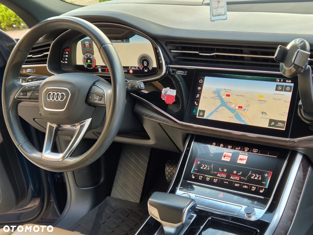 Audi Q8 - 25