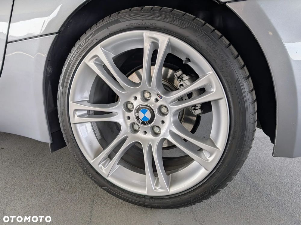 BMW Z4 3.0si - 9