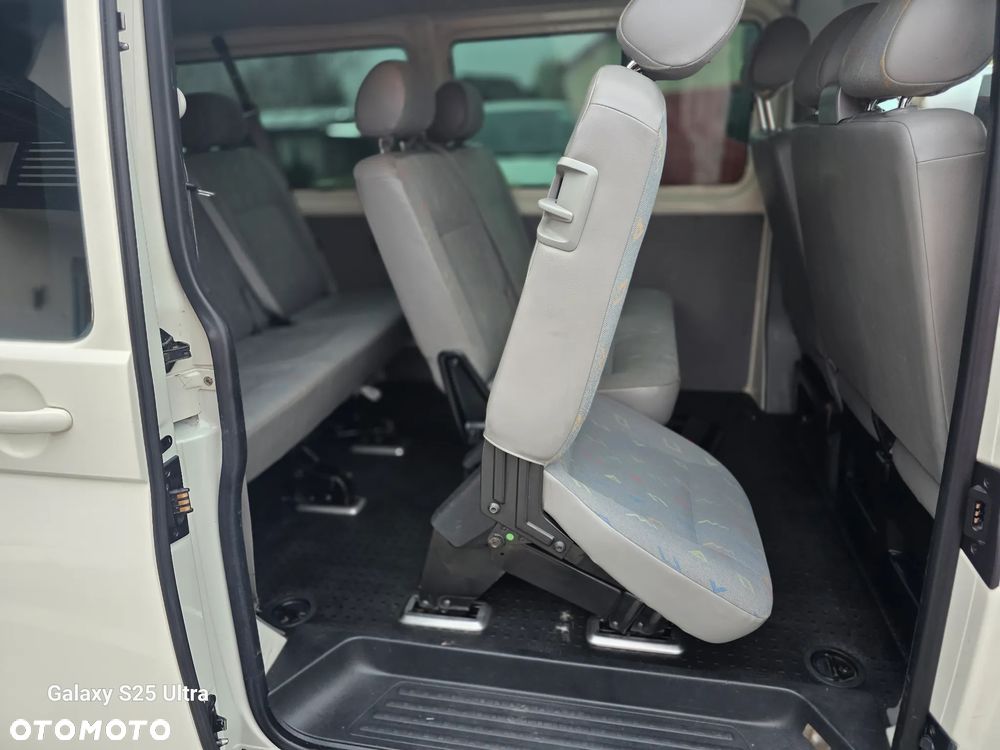 Volkswagen Transporter - 21