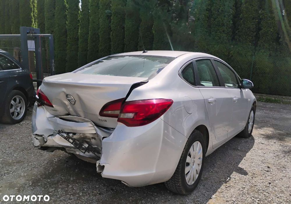 Opel Astra 1.6 CDTI DPF ecoFLEX TourerStart/Stop ENERGY - 5