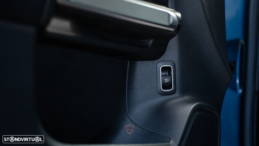 Mercedes-Benz GLB 180 d Progressive - 19