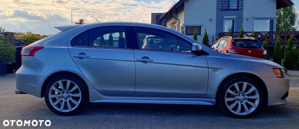 Mitsubishi Lancer 1.8 Instyle NAVI - 4