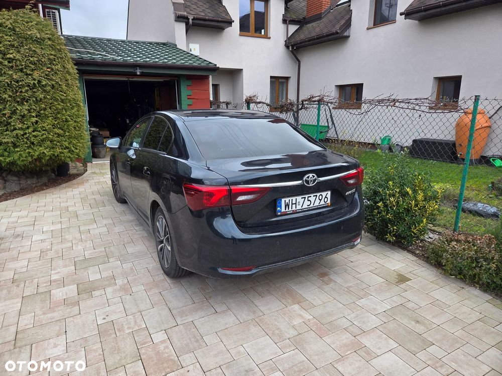 Toyota Avensis 1.8 Selection - 1