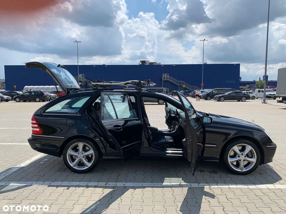 Mercedes-Benz Klasa C 350 T Avantgarde 4-Matic - 5