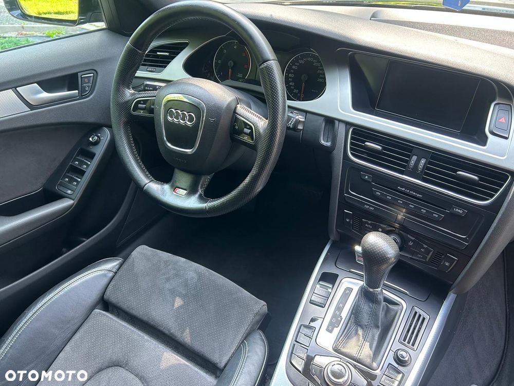 Audi A4 Avant - 11