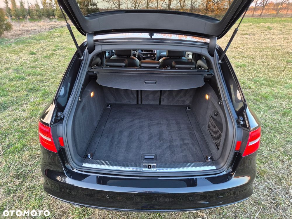 Audi A4 Avant 2.0 TDI DPF clean diesel multitronic S line Sportpaket - 18