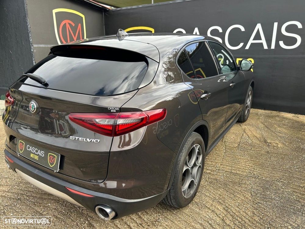 Alfa Romeo Stelvio 2.2 D Super AT8 Q4 - 5