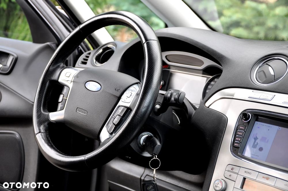 Ford S-Max 2.3 Titanium - 31