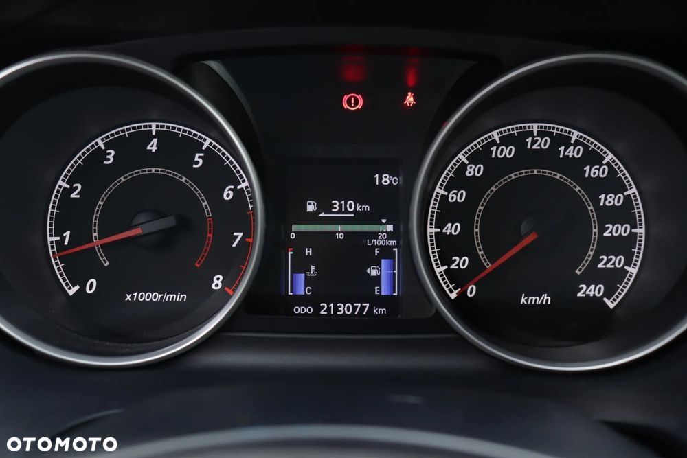 Mitsubishi Outlander 2.0 2WD Invite - 23