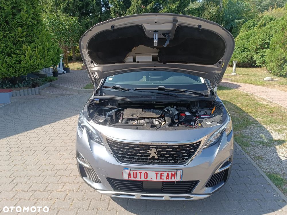 Peugeot 5008 1.6 BlueHDI Allure S&S EAT6 - 32