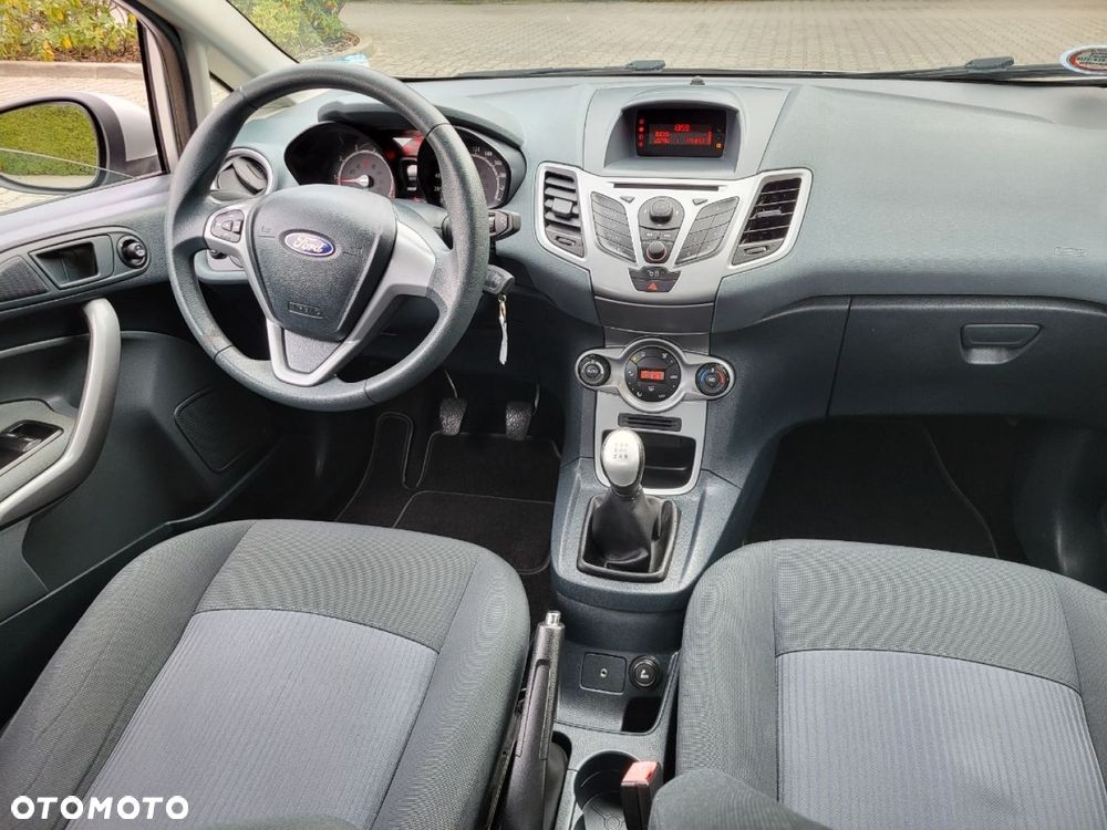 Ford Fiesta - 7