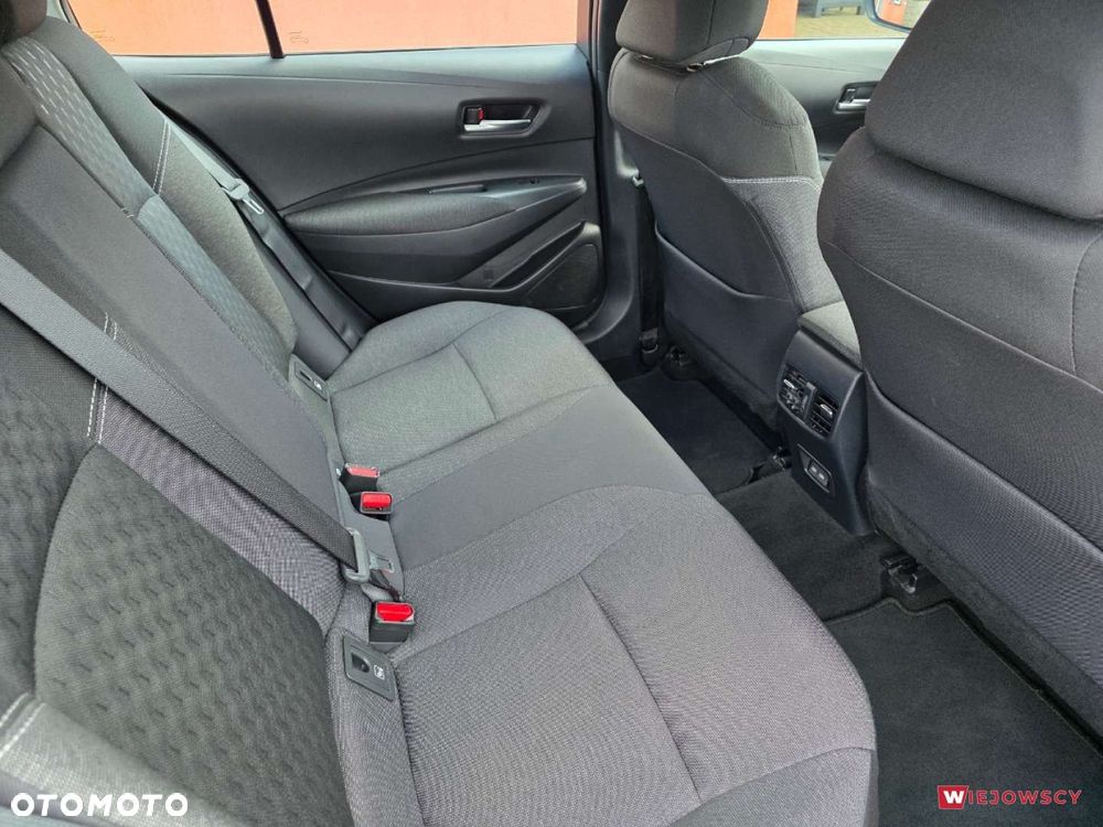 Toyota Corolla - 17
