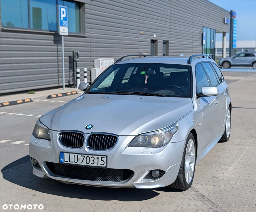 BMW Seria 5 545i - 4