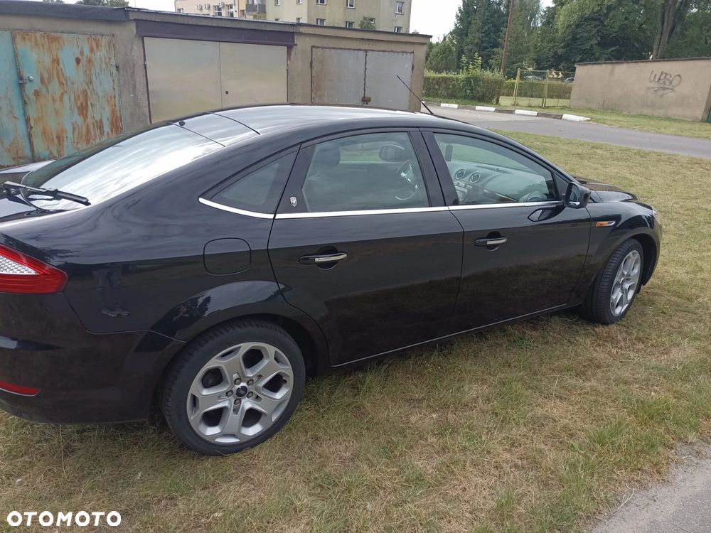 Ford Mondeo 2.0 Ghia X100 / X - 14