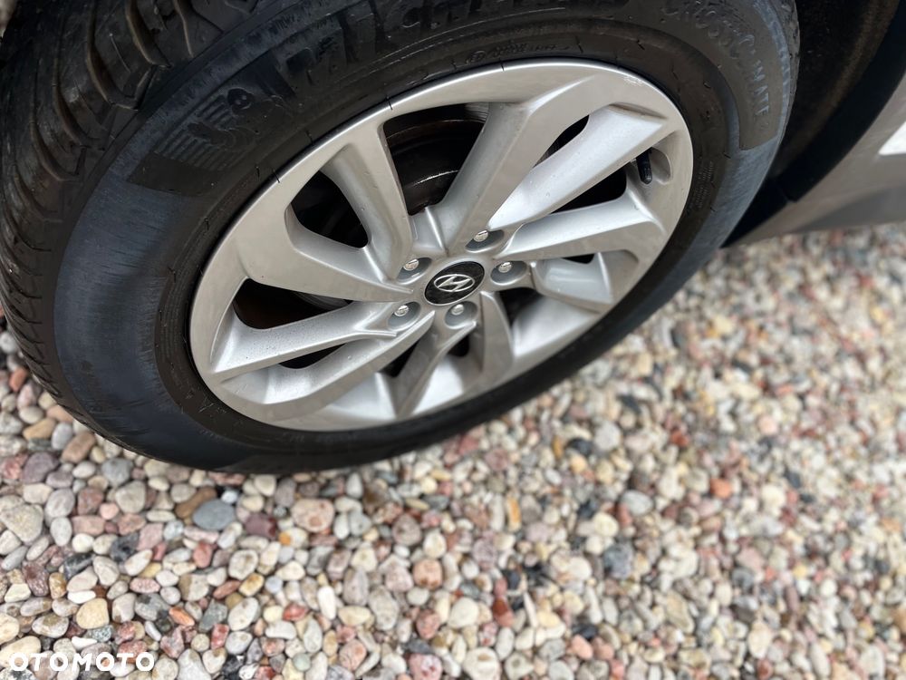 Hyundai Tucson blue 1.7 CRDi 2WD Passion Plus - 38