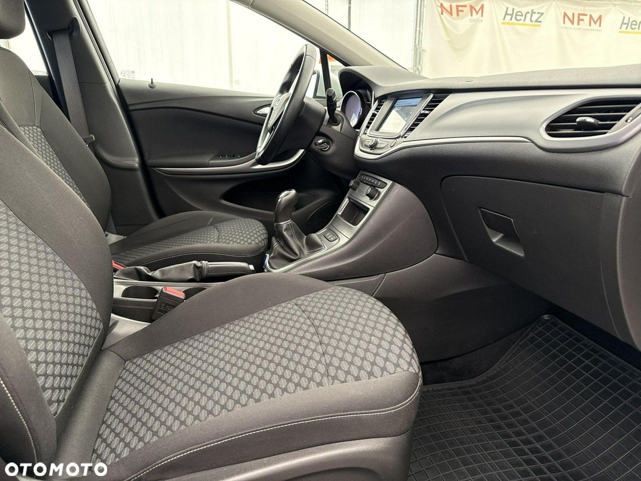 Opel Astra - 25