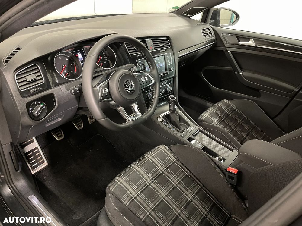 Volkswagen Golf GTD (BlueMotion Technology) - 5