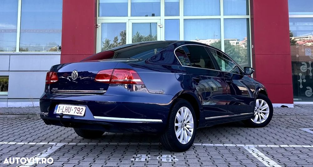 Volkswagen Passat - 5