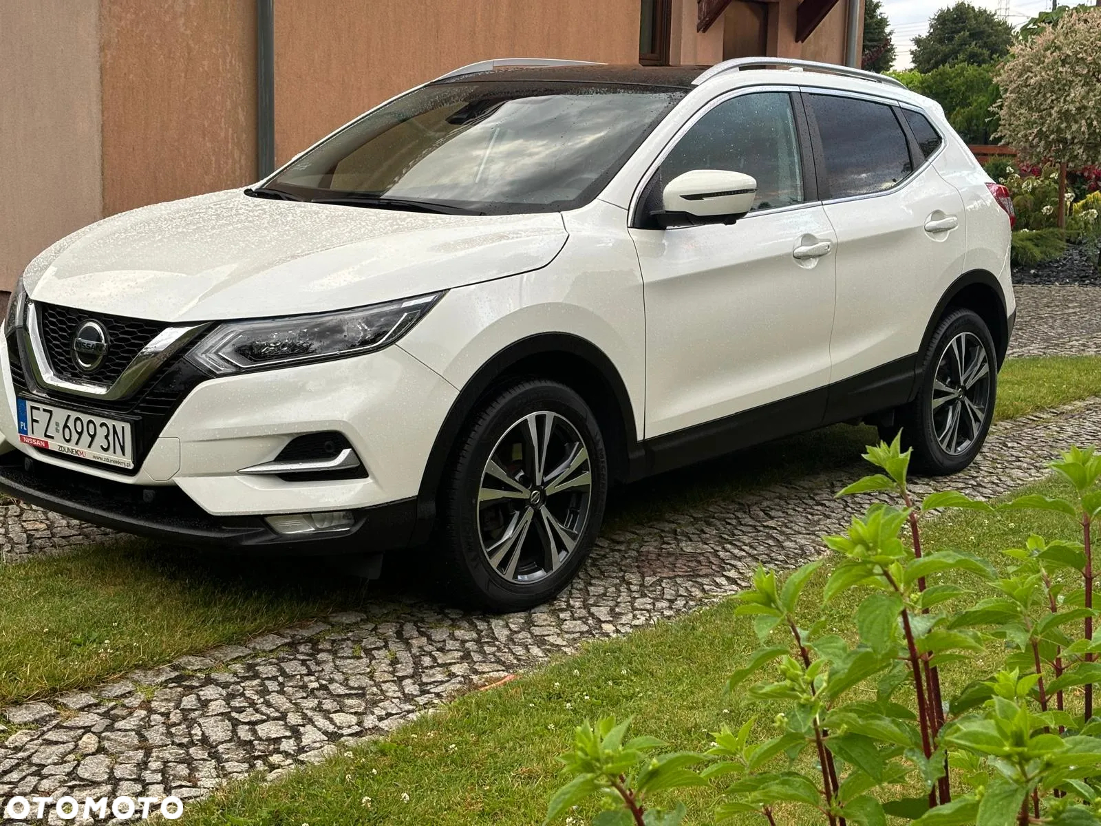 Nissan Qashqai 1.3 DIG-T N-Connecta EU6d - 2