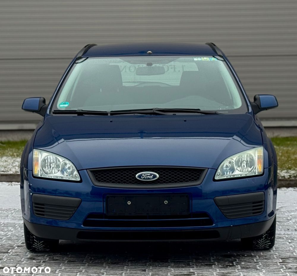 Ford Focus 1.8 Ghia - 9