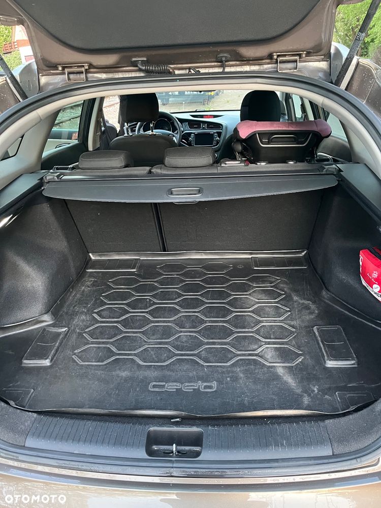 Kia Ceed 1.6 CRDi XL - 11