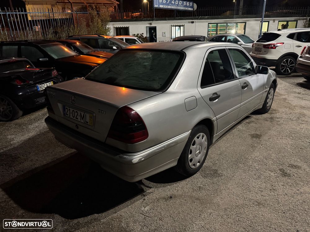 Mercedes-Benz C 220 CDI Classic - 28