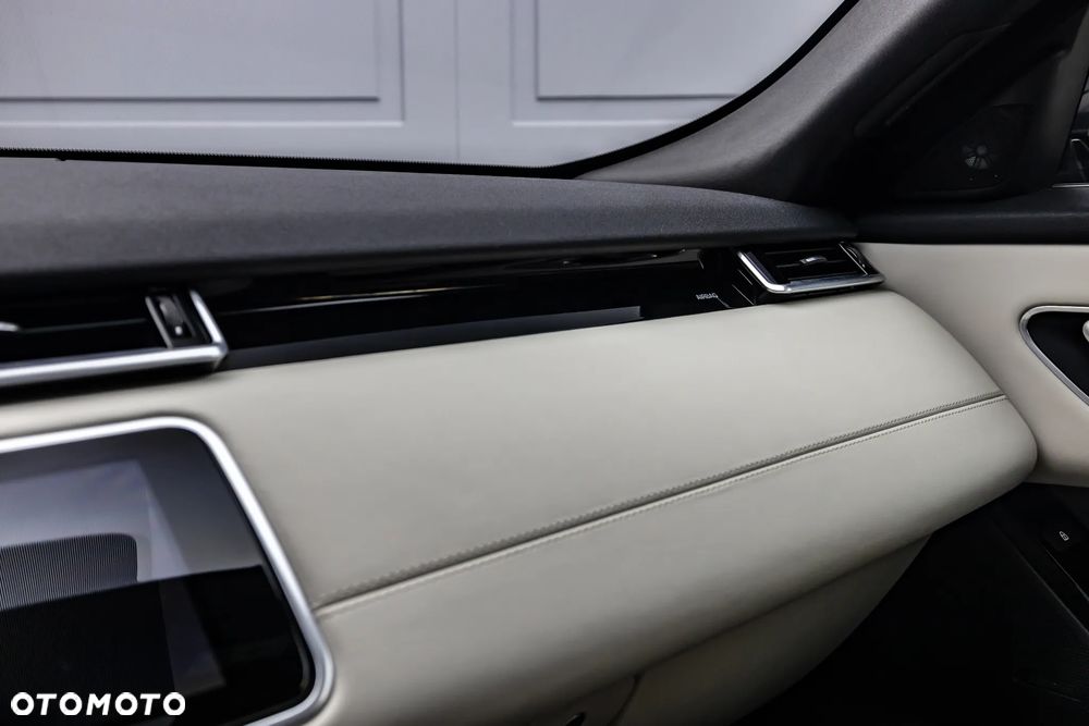 Land Rover Range Rover Velar 3.0 D300 mHEV SE - 16
