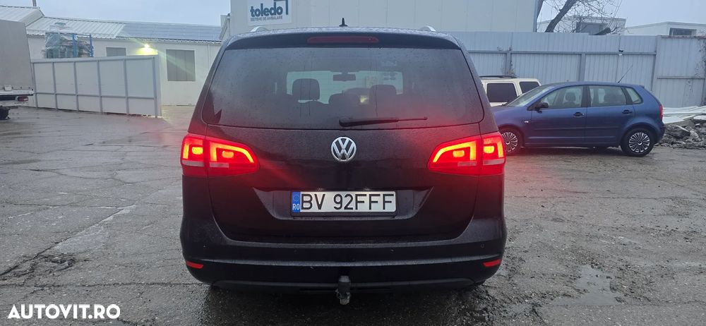 Volkswagen Sharan 2.0 TDI DSG Blue Motion Highline - 23