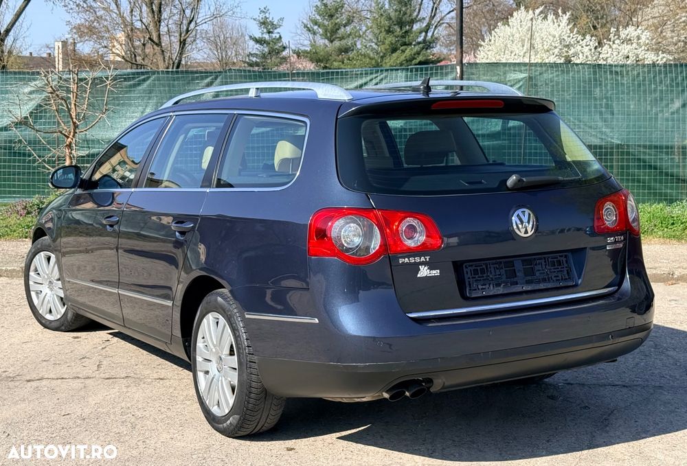 Volkswagen Passat 2.0 TDI DPF 4Motion Highline - 26