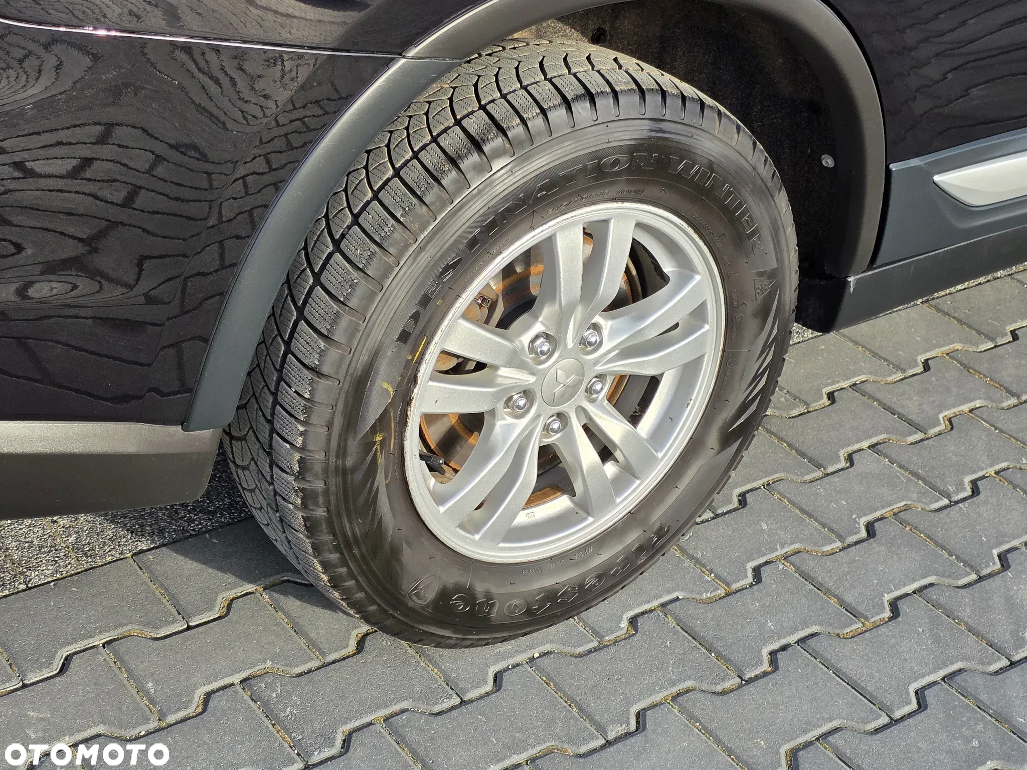 Mitsubishi Outlander 2.0 Invite + 2WD - 33