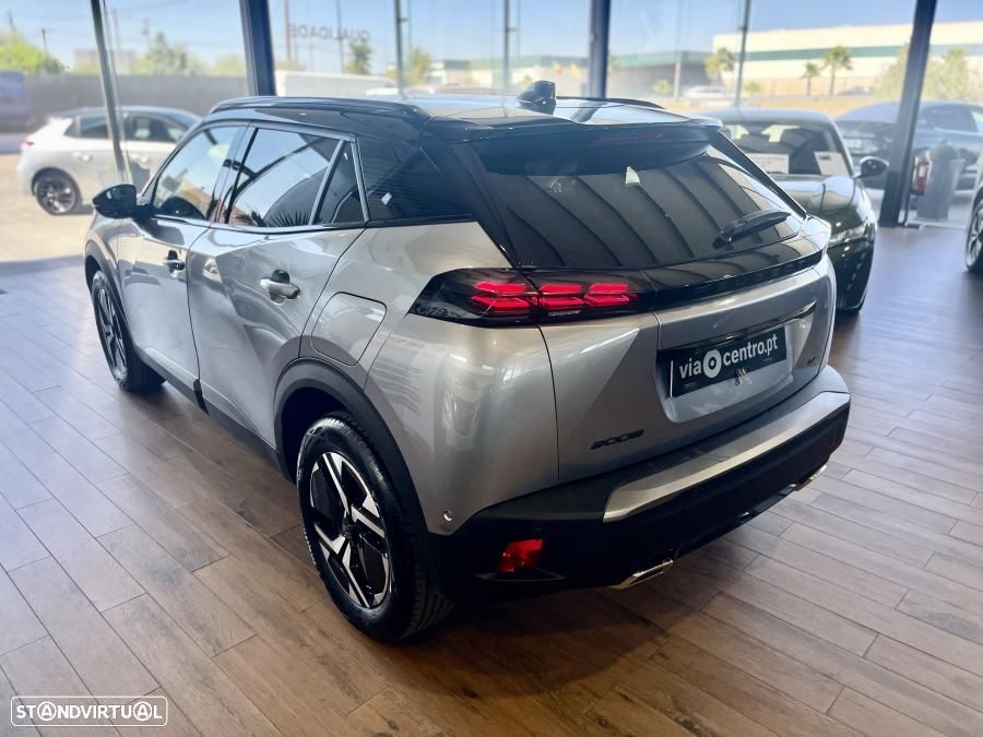 Peugeot 2008 1.2 PureTech GT Pack EAT8 - 4