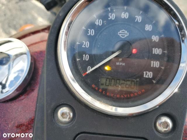 Harley-Davidson Dyna Street Bob - 20