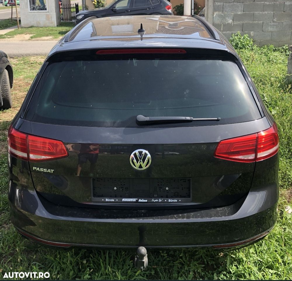 Volkswagen Passat 2.0 TDI SCR Comfortline - 3