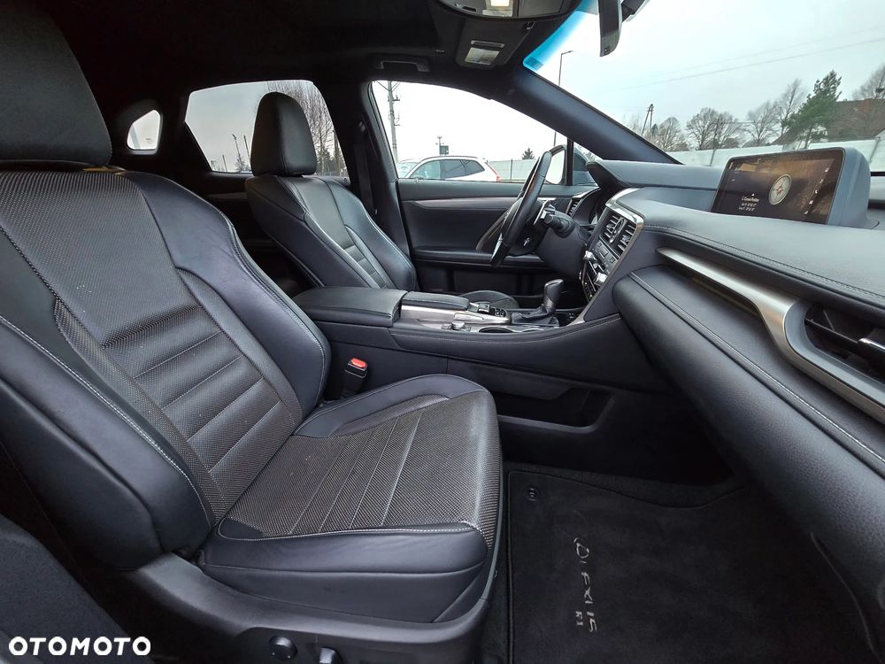 Lexus RX - 10