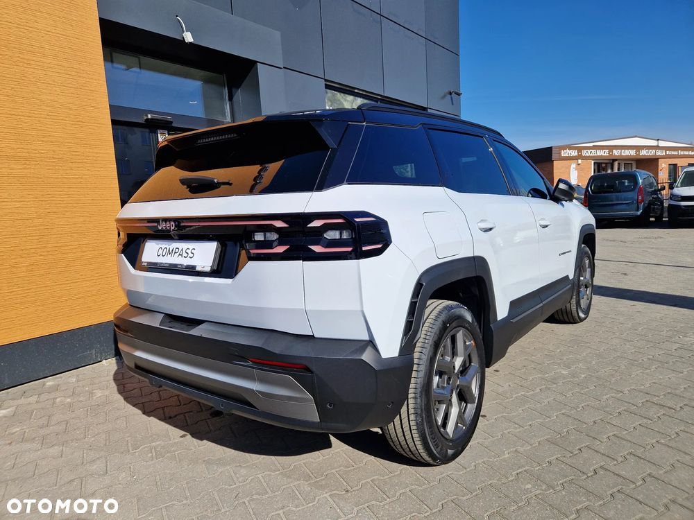 Jeep Compass 1.2 T3 mHEV First Edition FWD DCT - 4